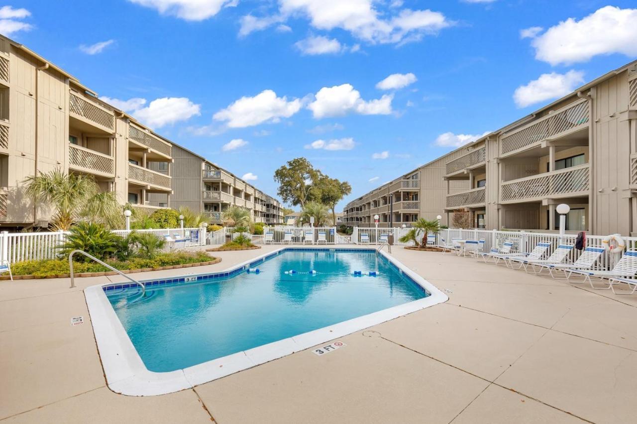 Spacious Modern Condo - 1St Floor - One Block To The Beach Myrtle Beach Kültér fotó