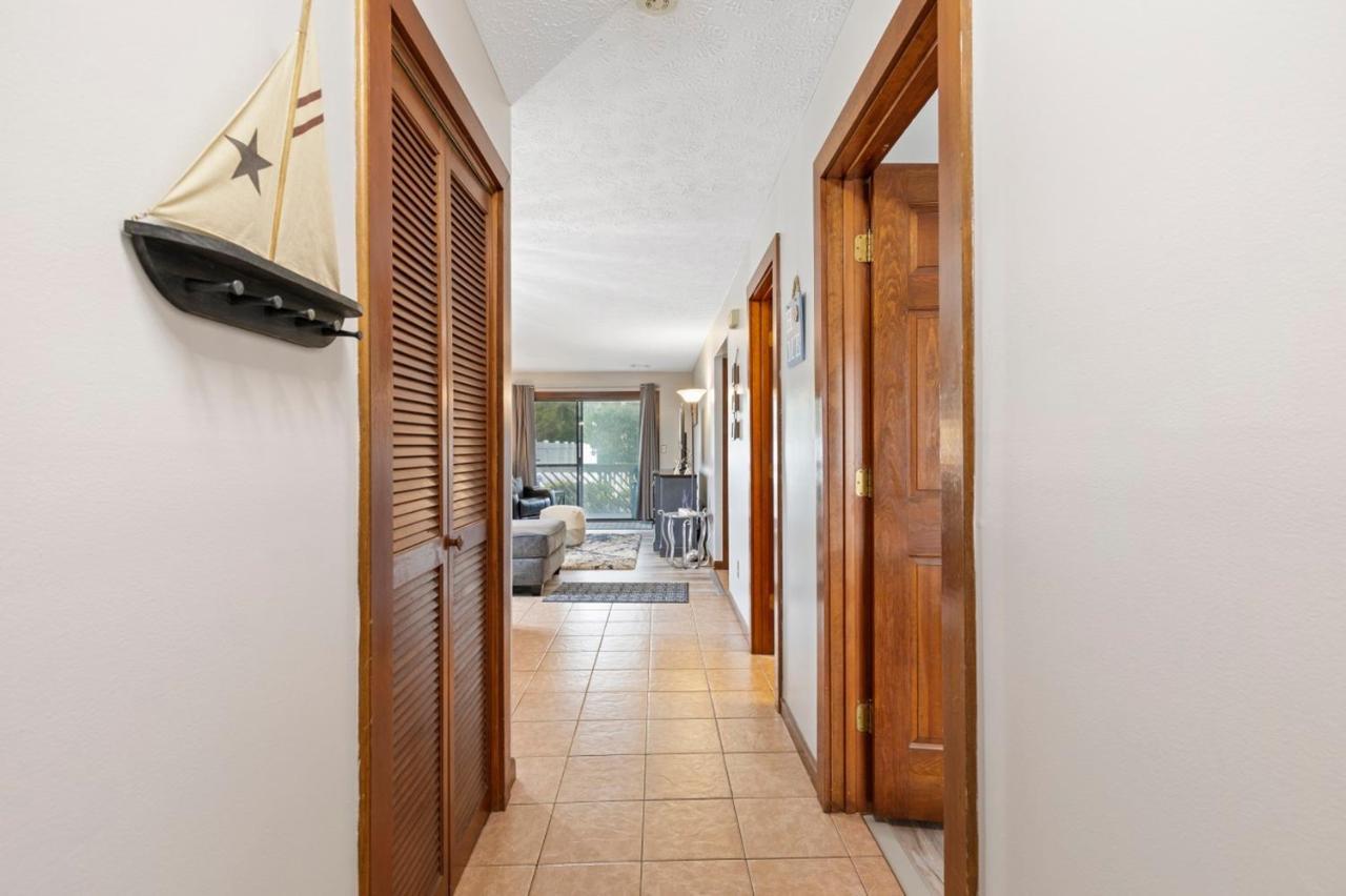 Spacious Modern Condo - 1St Floor - One Block To The Beach Myrtle Beach Kültér fotó