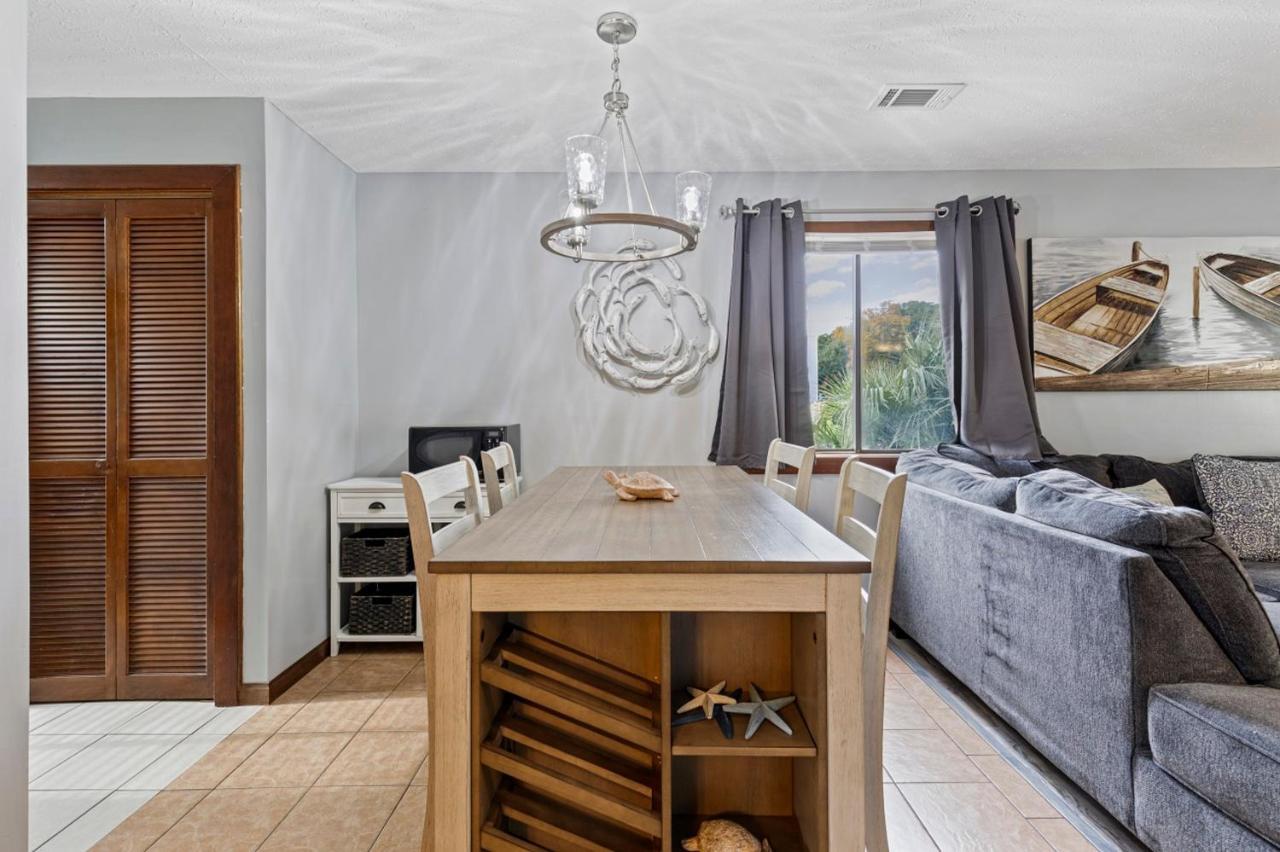 Spacious Modern Condo - 1St Floor - One Block To The Beach Myrtle Beach Kültér fotó